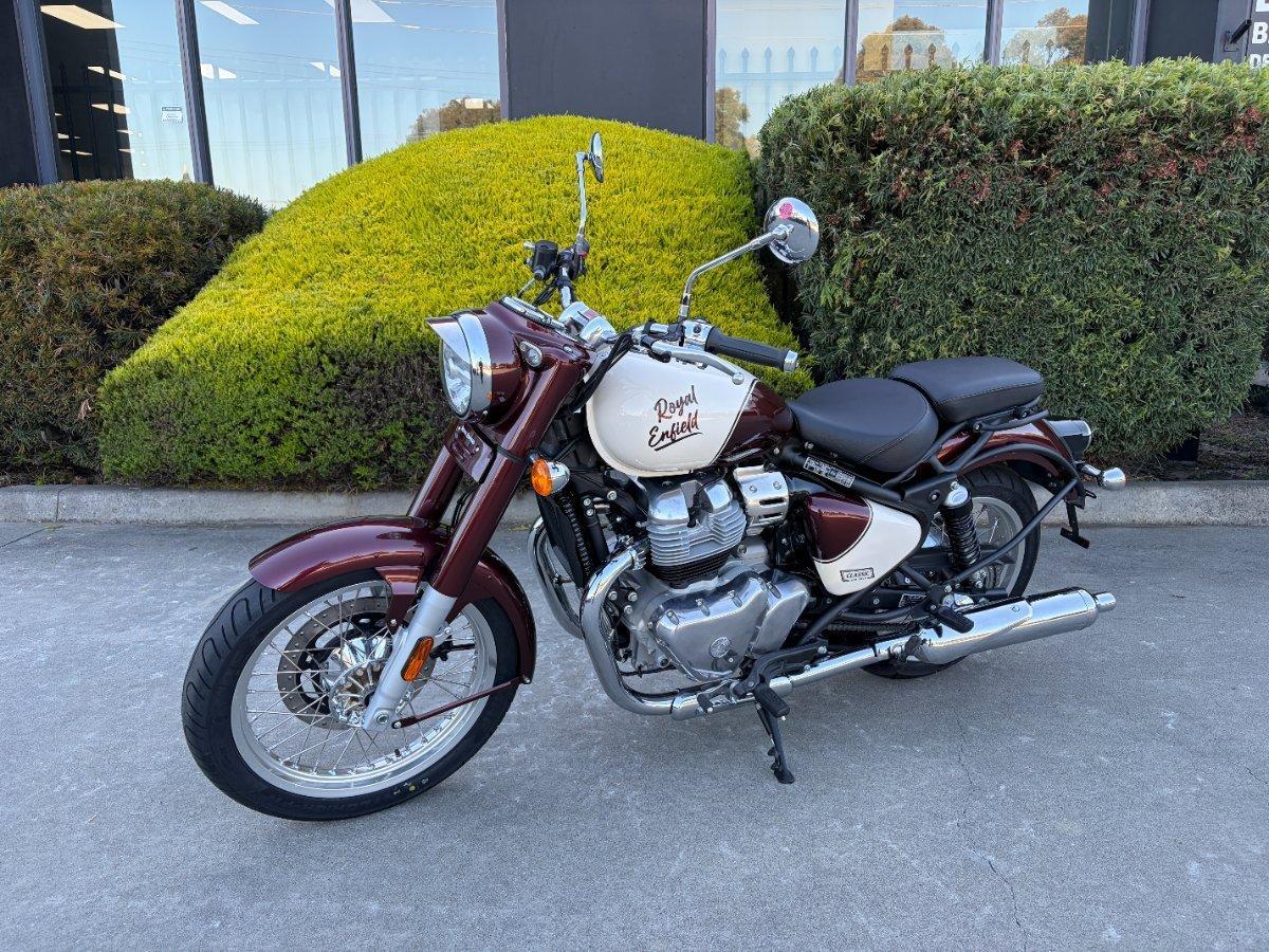 2025 ROYAL ENFIELD CLASSIC 650 ROAD