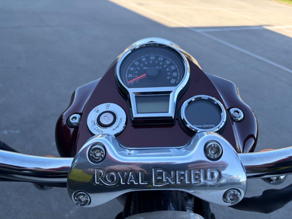 2025 ROYAL ENFIELD CLASSIC 650 ROAD