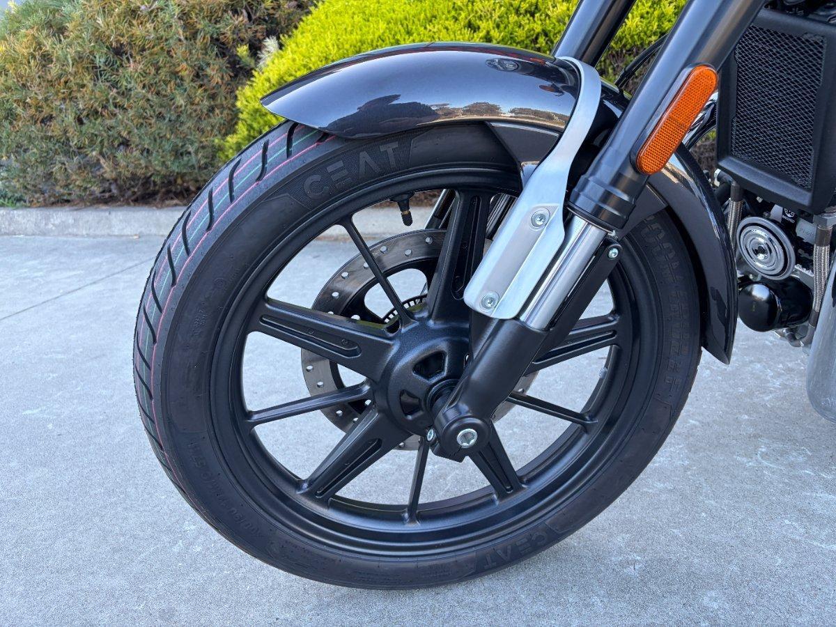 2026 ROYAL ENFIELD SUPER METEOR 650 ROAD