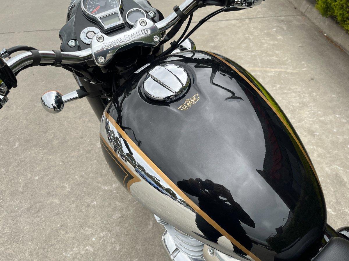 2026 ROYAL ENFIELD CLASSIC 650 ROAD