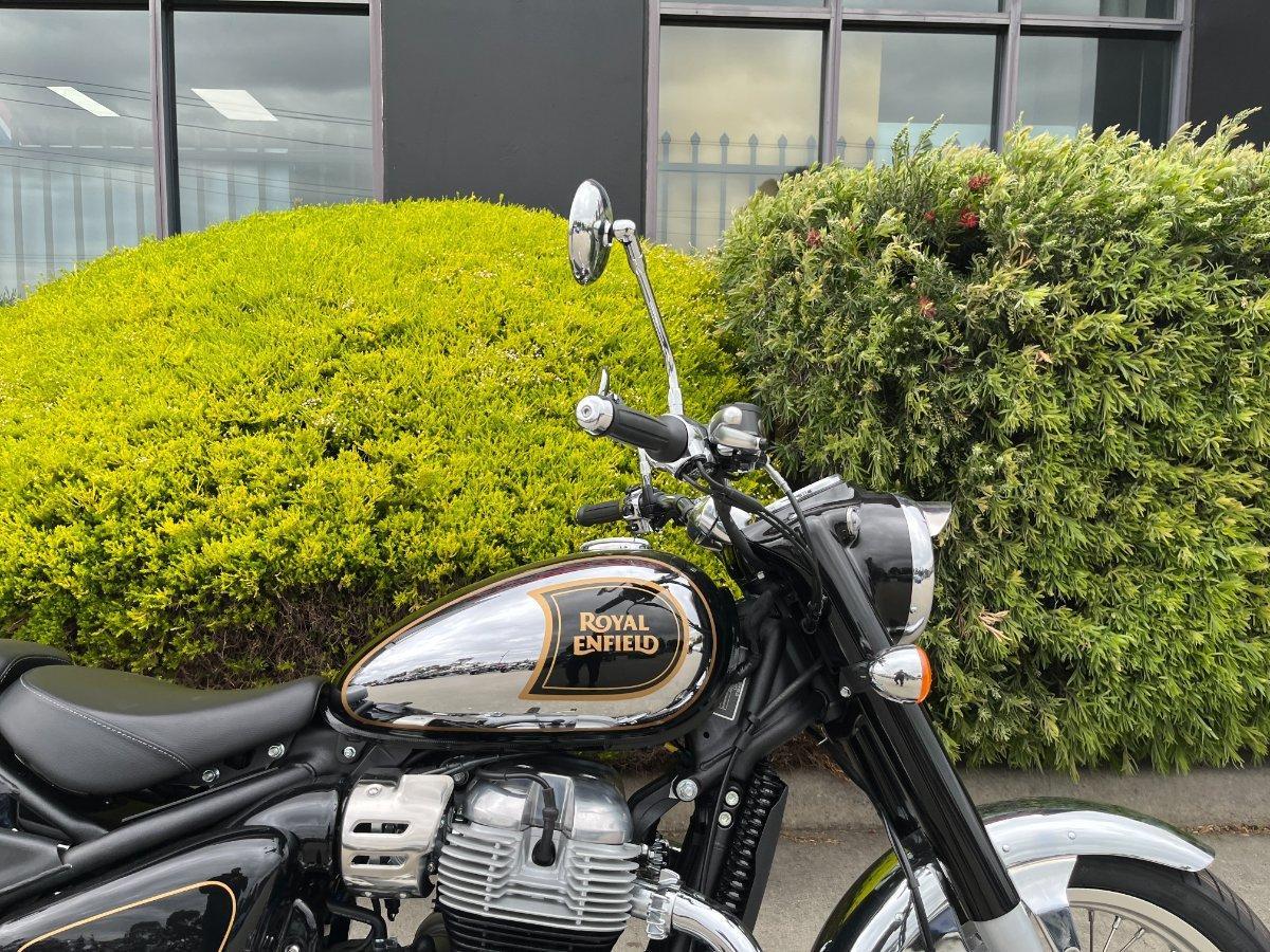 2026 ROYAL ENFIELD CLASSIC 650 ROAD