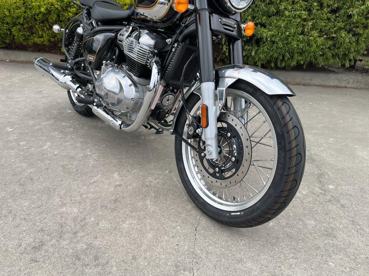 2026 ROYAL ENFIELD CLASSIC 650 ROAD
