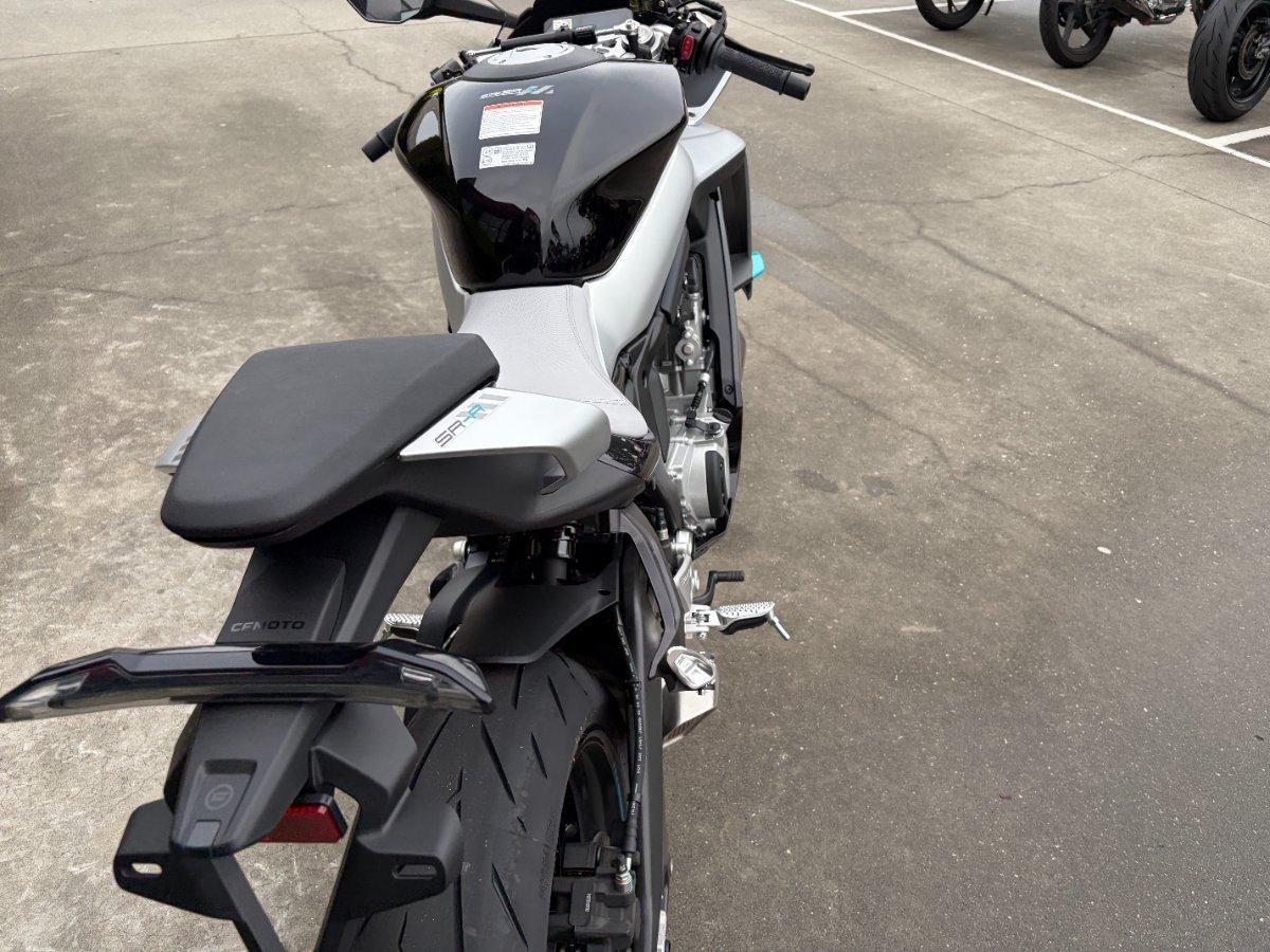 2025 CF MOTO 675 SR-R SPORTS