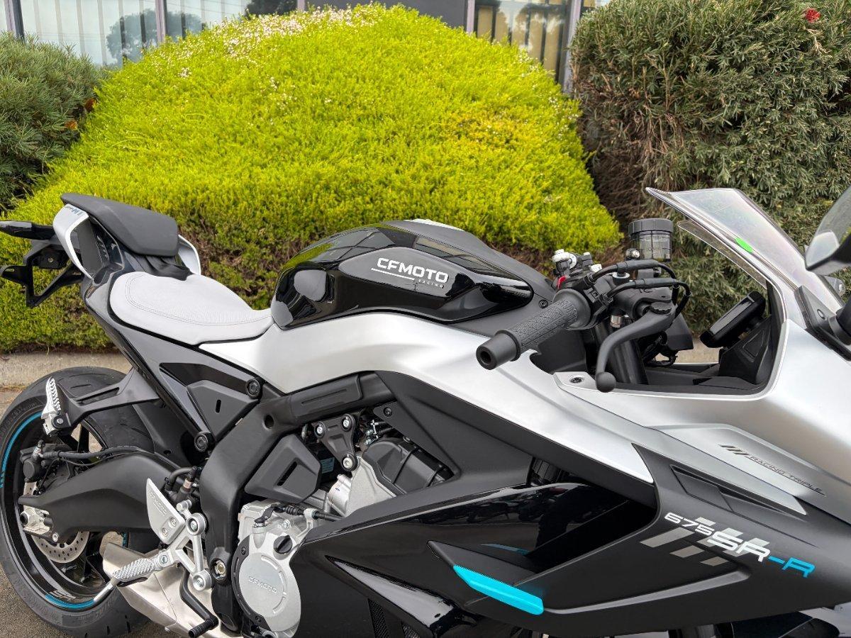 2025 CF MOTO 675 SR-R SPORTS