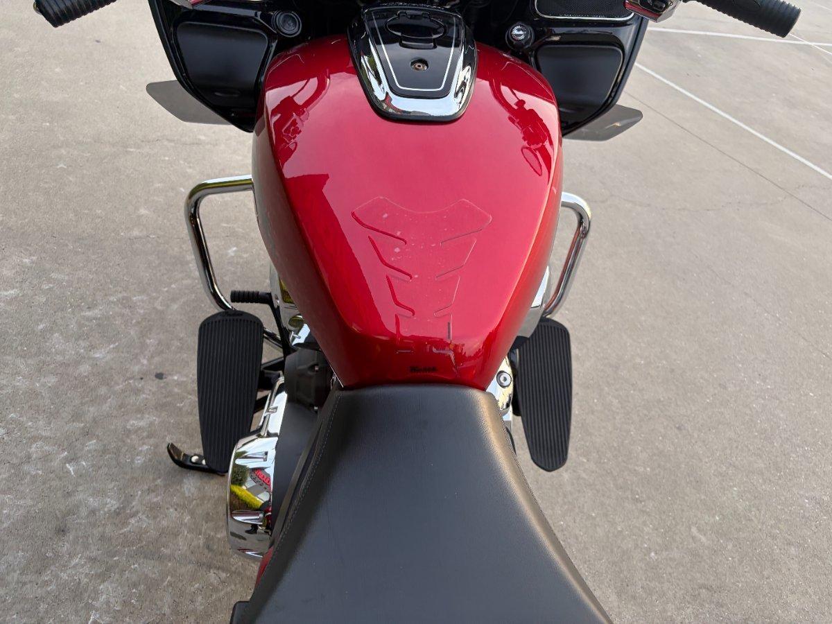 2021 INDIAN CHALLENGER LIMITED ROAD
