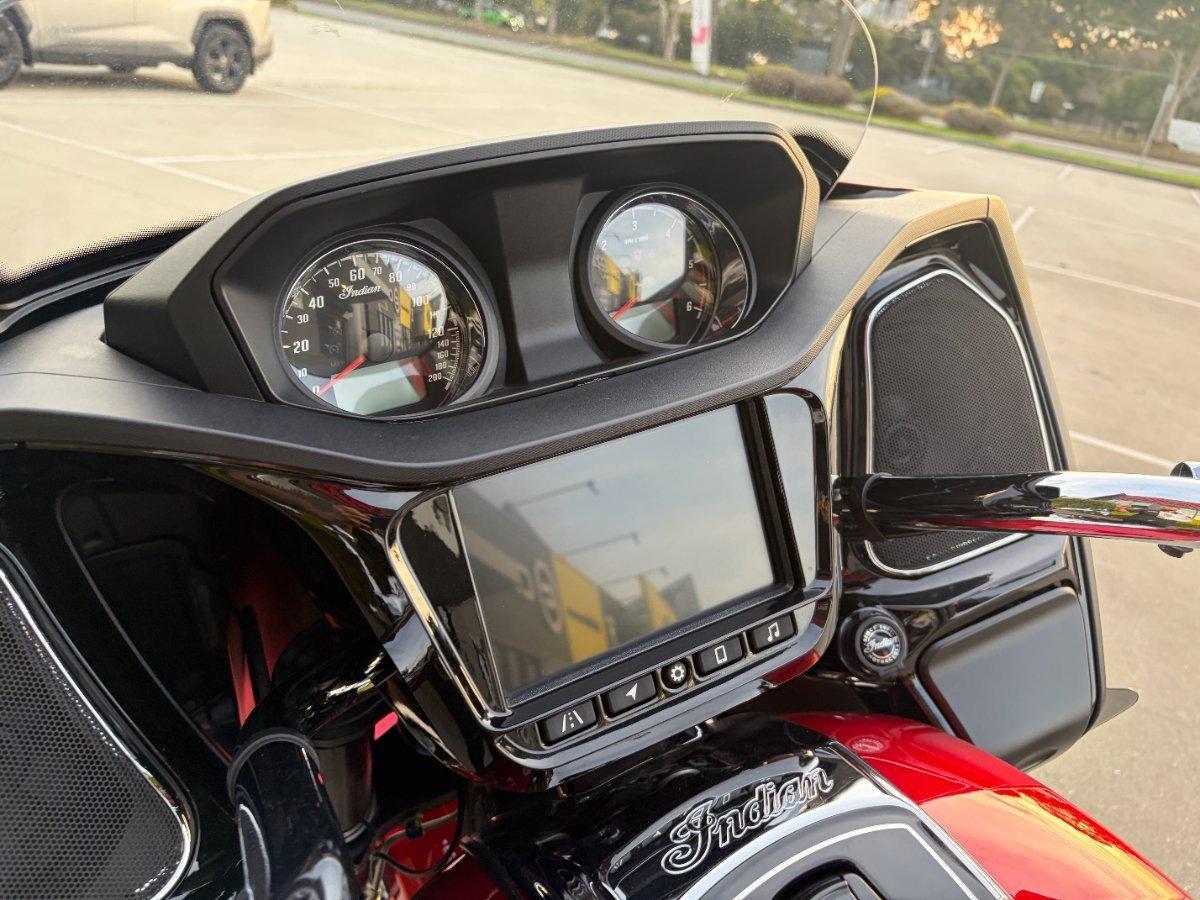 2021 INDIAN CHALLENGER LIMITED ROAD