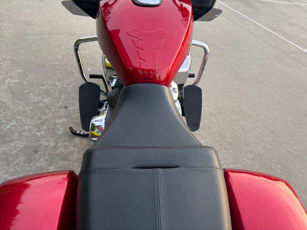 2021 INDIAN CHALLENGER LIMITED ROAD