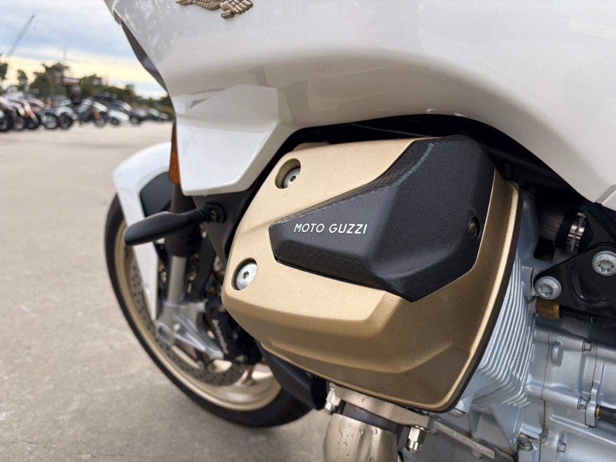 2023 MOTO GUZZI V100 MANDELLO ROAD
