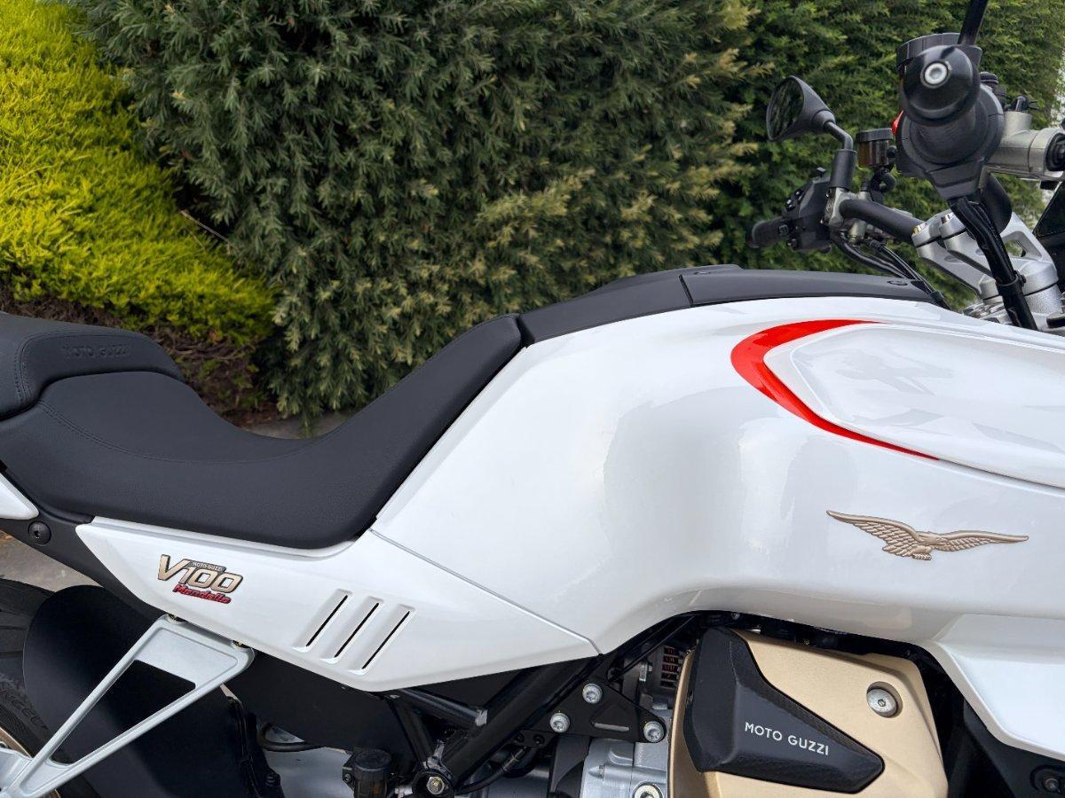 2023 MOTO GUZZI V100 MANDELLO ROAD