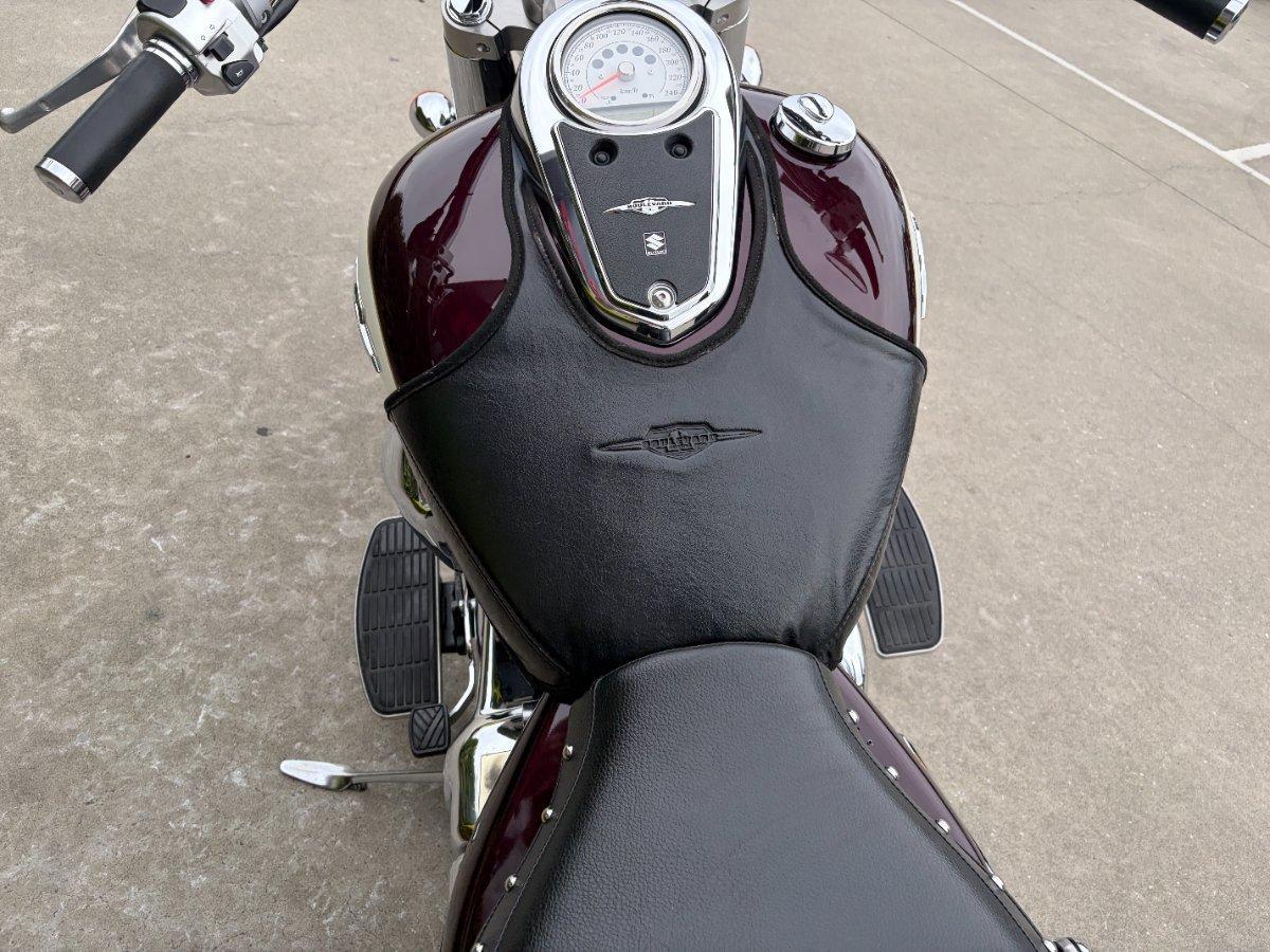 2010 SUZUKI VLR 1800T BOULEVARD (C109RT) CRUISER