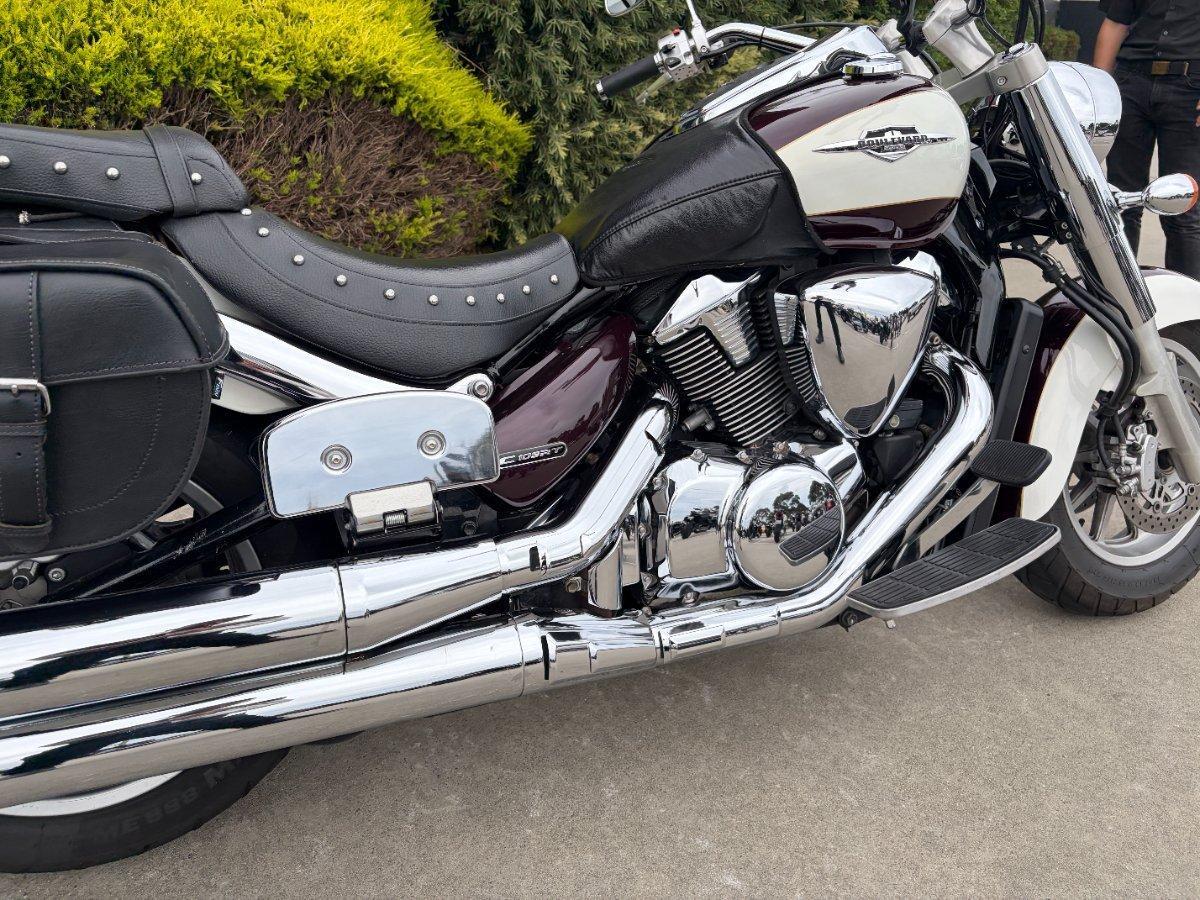 2010 SUZUKI VLR 1800T BOULEVARD (C109RT) CRUISER