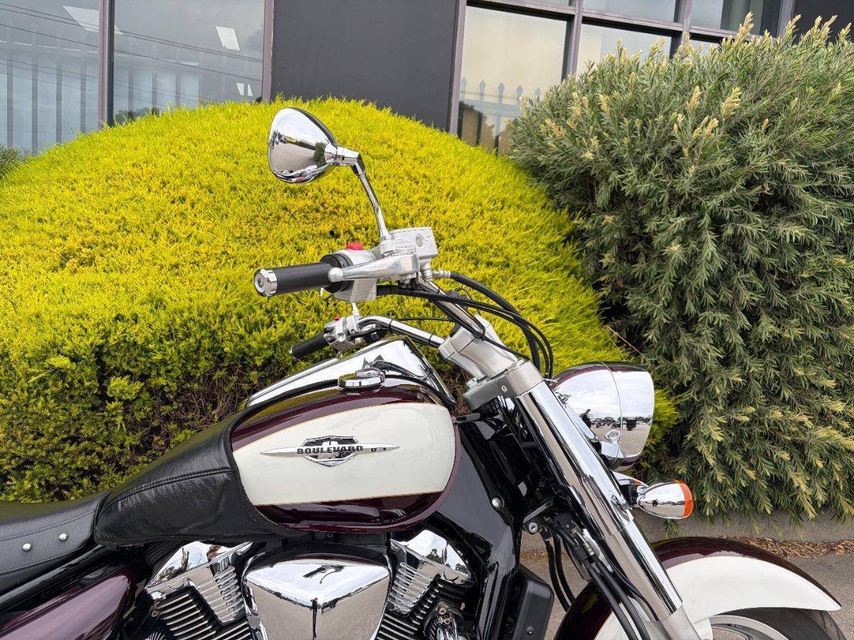 2010 SUZUKI VLR 1800T BOULEVARD (C109RT) CRUISER