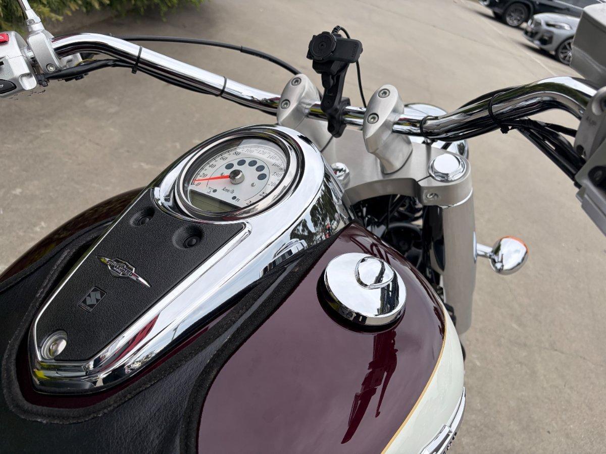 2010 SUZUKI VLR 1800T BOULEVARD (C109RT) CRUISER