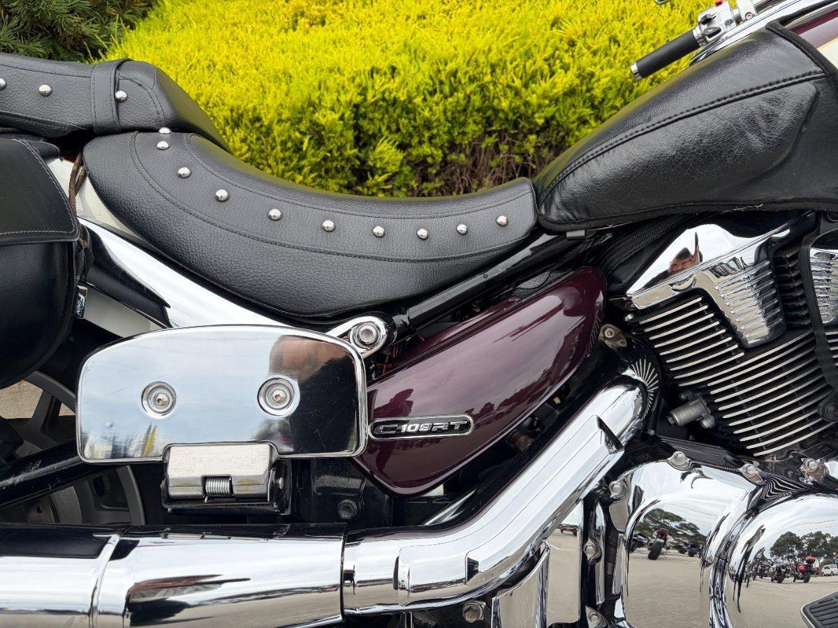 2010 SUZUKI VLR 1800T BOULEVARD (C109RT) CRUISER