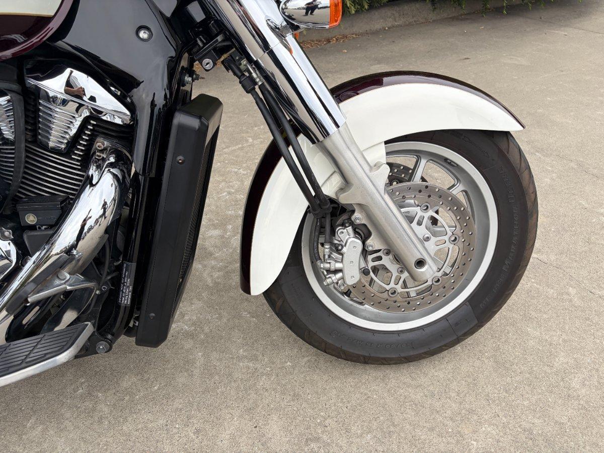 2010 SUZUKI VLR 1800T BOULEVARD (C109RT) CRUISER
