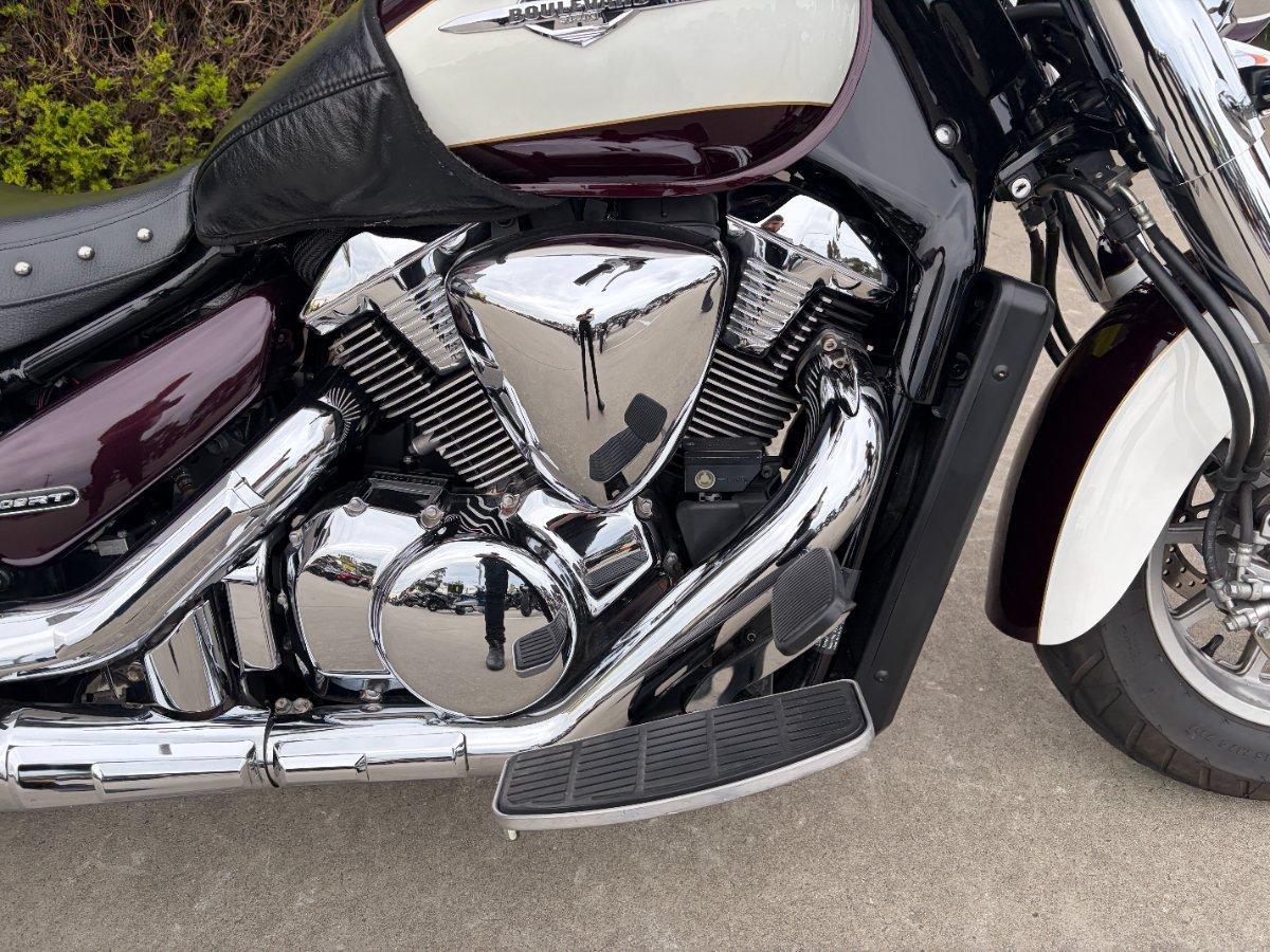 2010 SUZUKI VLR 1800T BOULEVARD (C109RT) CRUISER