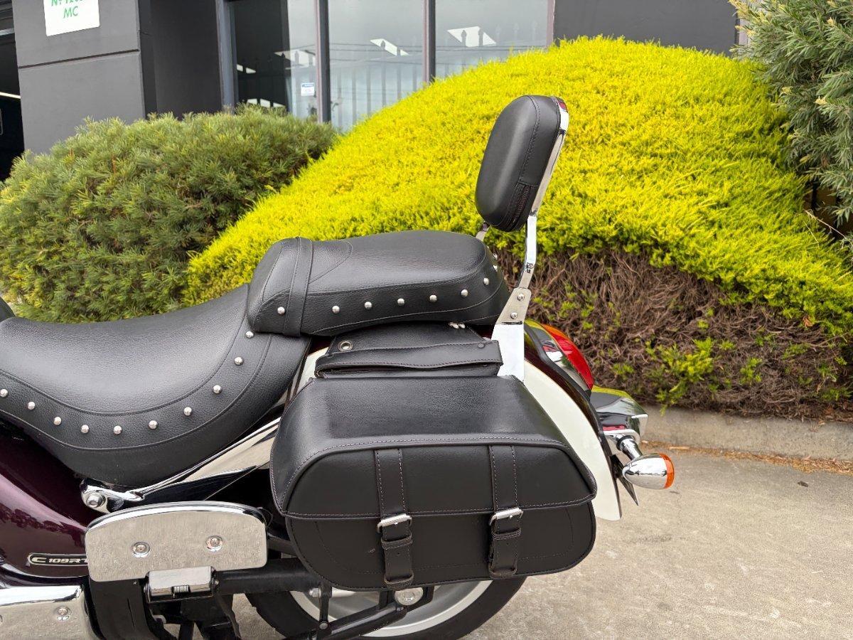 2010 SUZUKI VLR 1800T BOULEVARD (C109RT) CRUISER