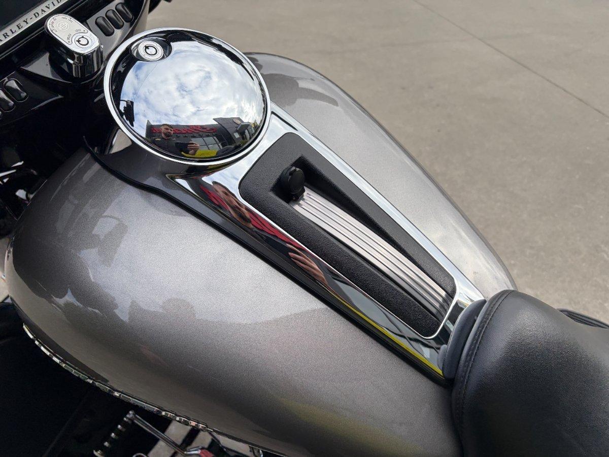 2016 HARLEY-DAVIDSON FLHTK ULTRA LIMITED CRUISER