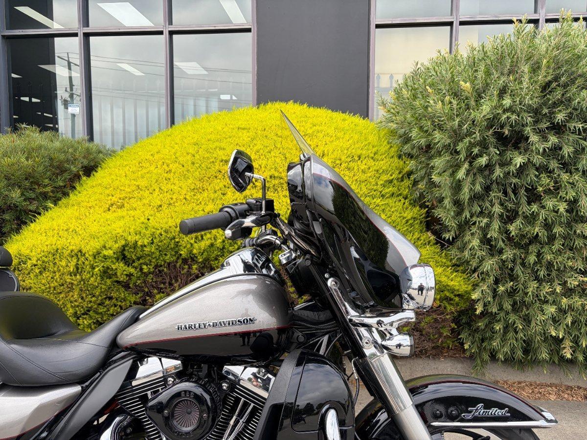 2016 HARLEY-DAVIDSON FLHTK ULTRA LIMITED CRUISER
