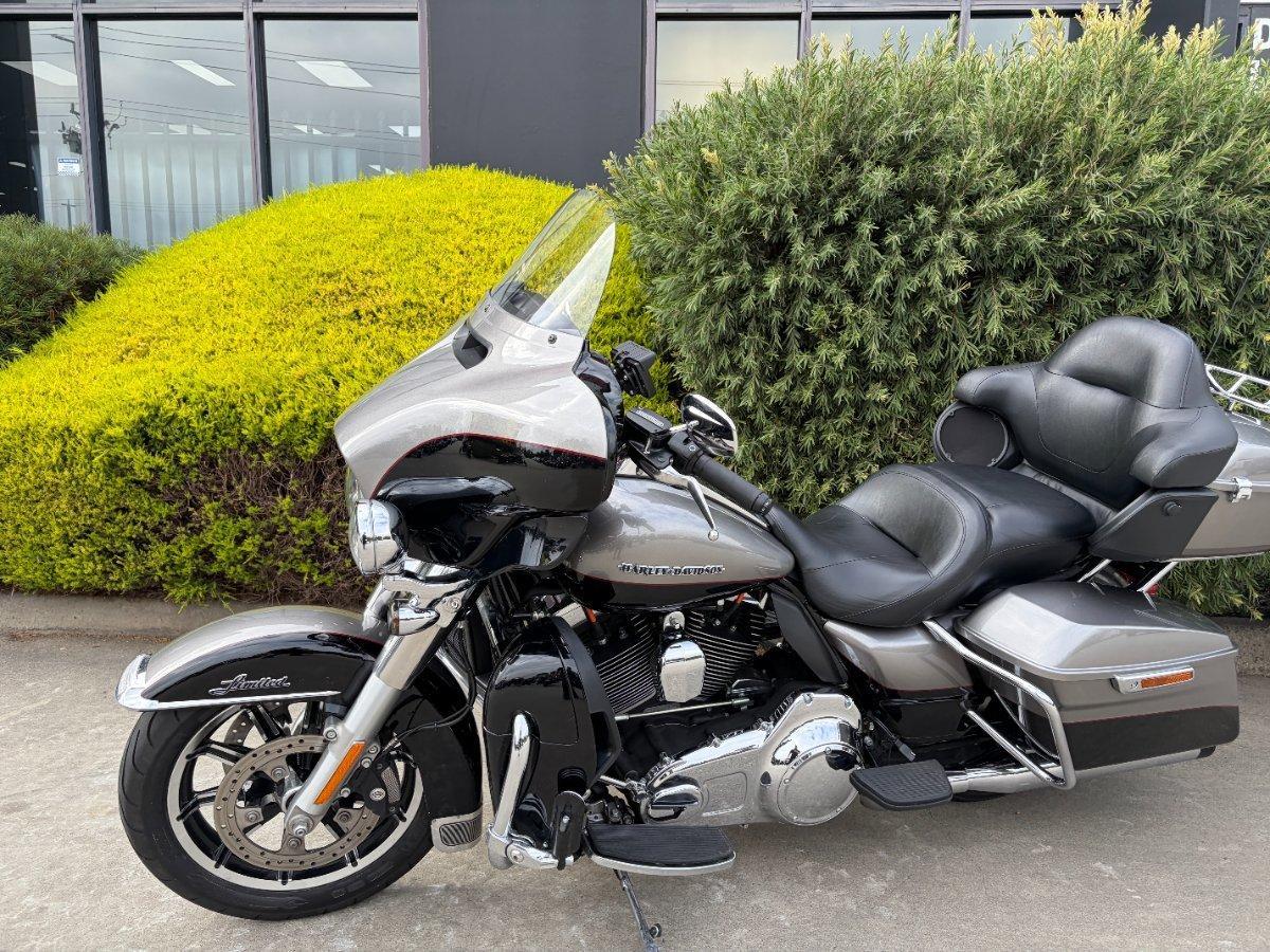2016 HARLEY-DAVIDSON FLHTK ULTRA LIMITED CRUISER