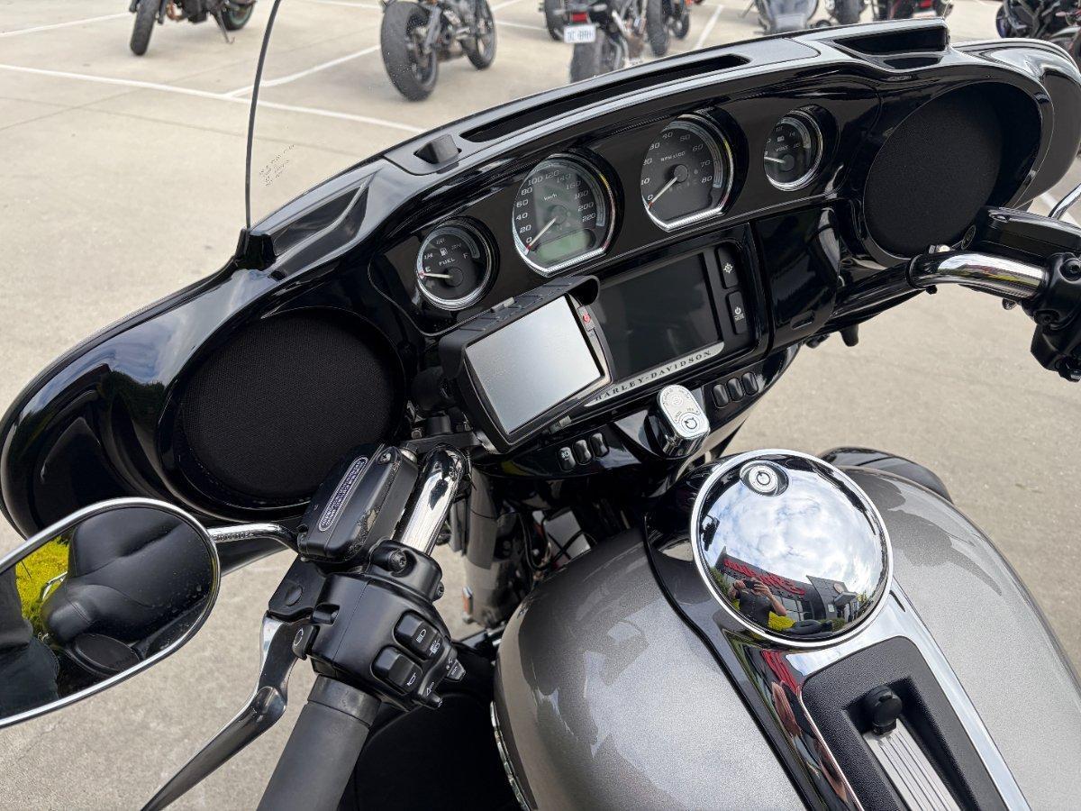 2016 HARLEY-DAVIDSON FLHTK ULTRA LIMITED CRUISER