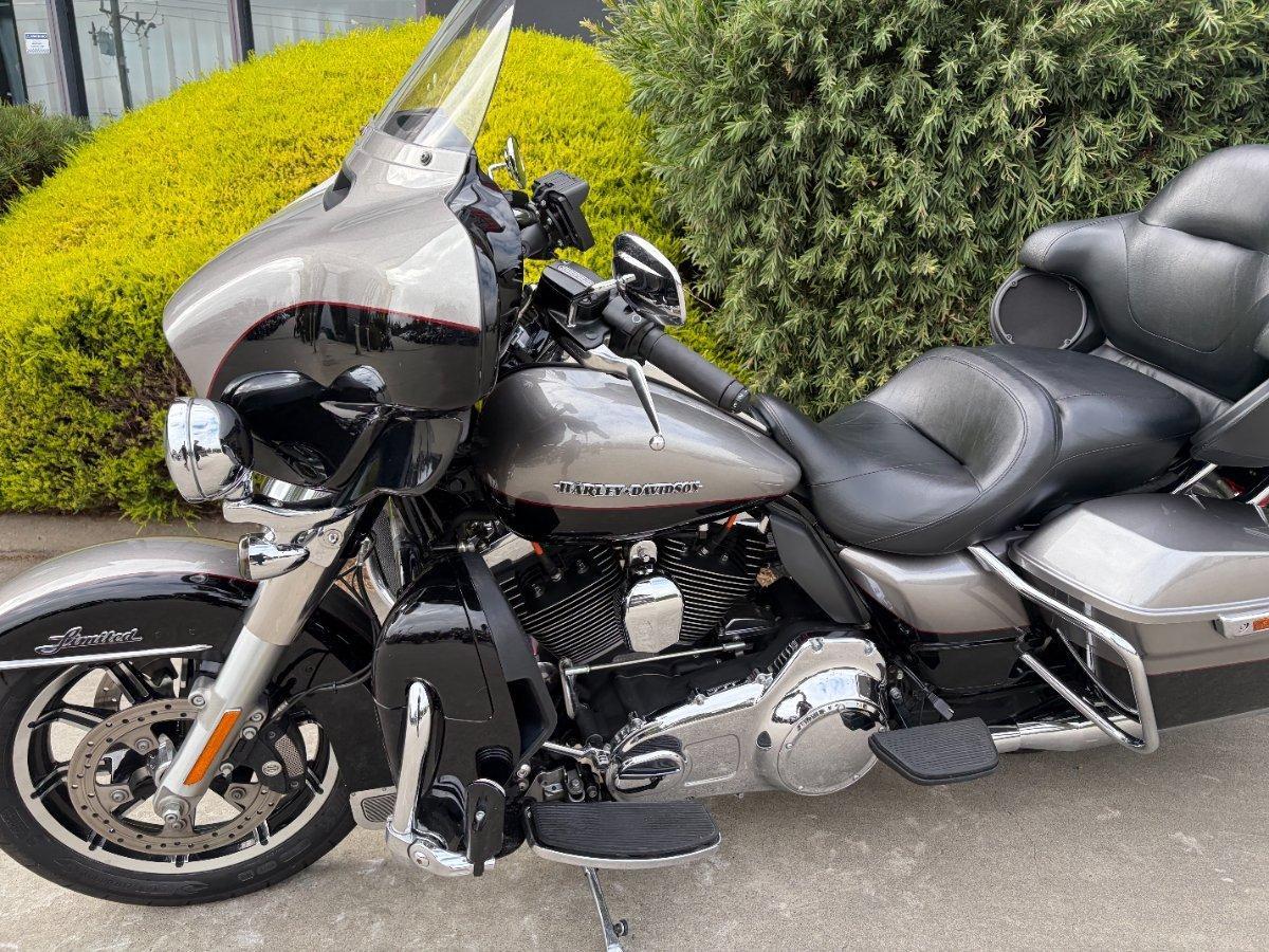 2016 HARLEY-DAVIDSON FLHTK ULTRA LIMITED CRUISER