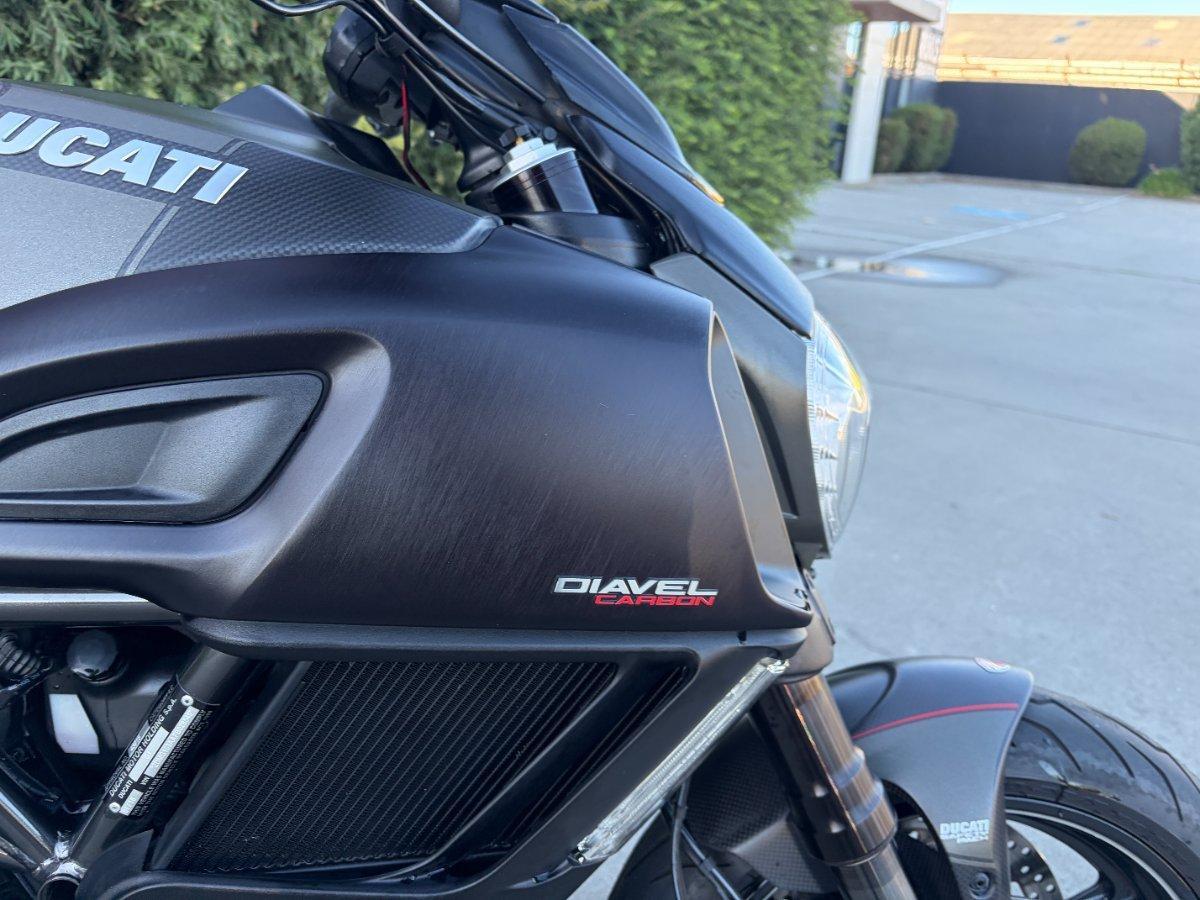 2016 DUCATI DIAVEL CARBON CRUISER
