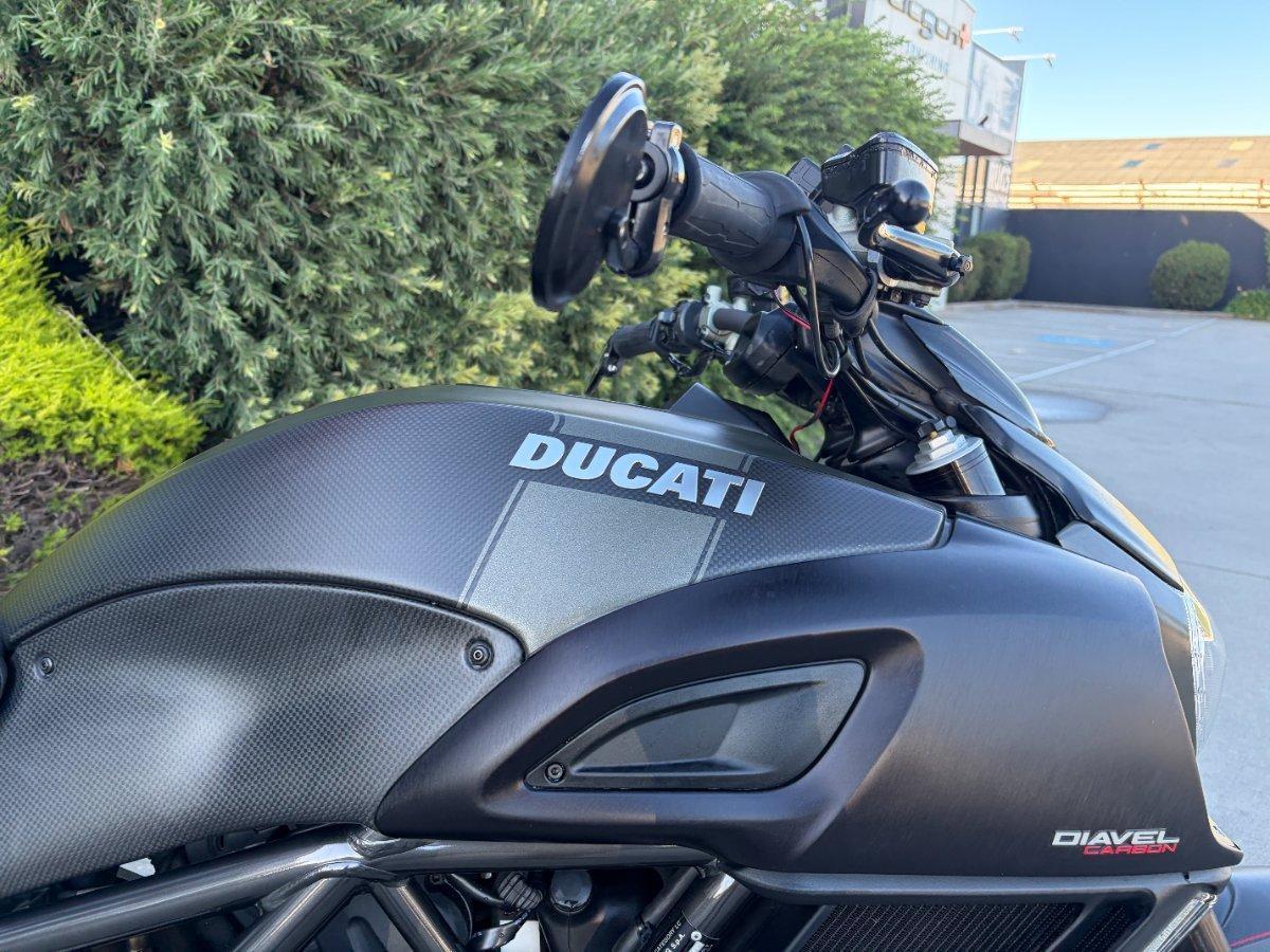 2016 DUCATI DIAVEL CARBON CRUISER
