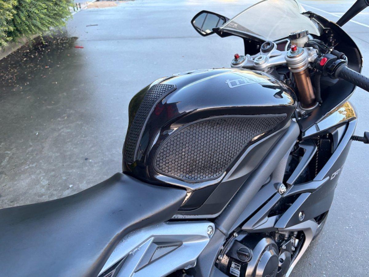 2014 TRIUMPH DAYTONA 675 SPORTS