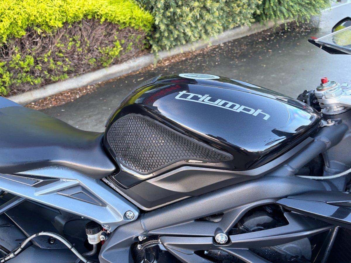2014 TRIUMPH DAYTONA 675 SPORTS
