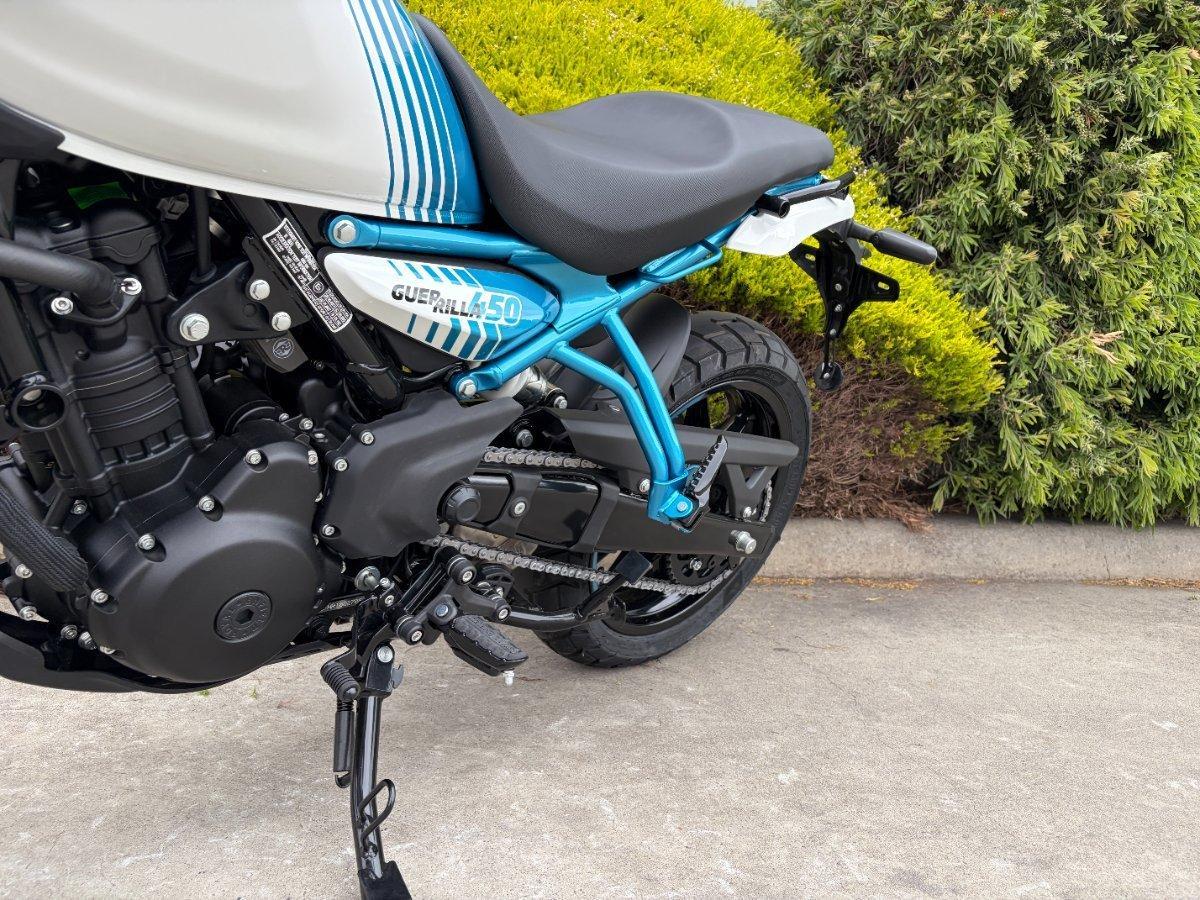 2026 ROYAL ENFIELD GUERILLA 450 ROAD