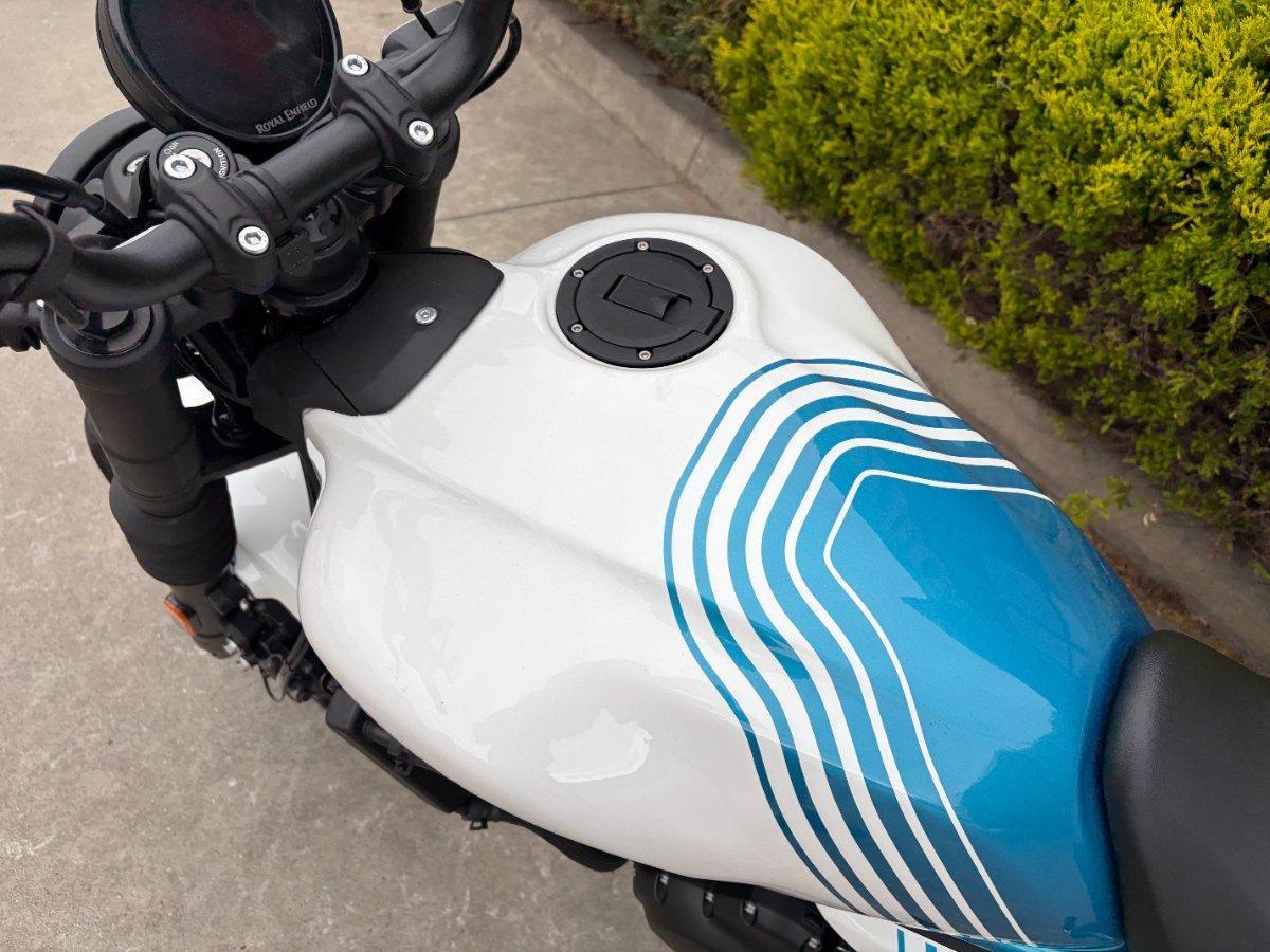 2026 ROYAL ENFIELD GUERILLA 450 ROAD