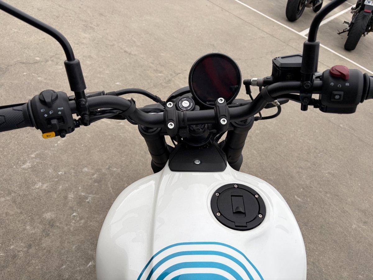 2026 ROYAL ENFIELD GUERILLA 450 ROAD