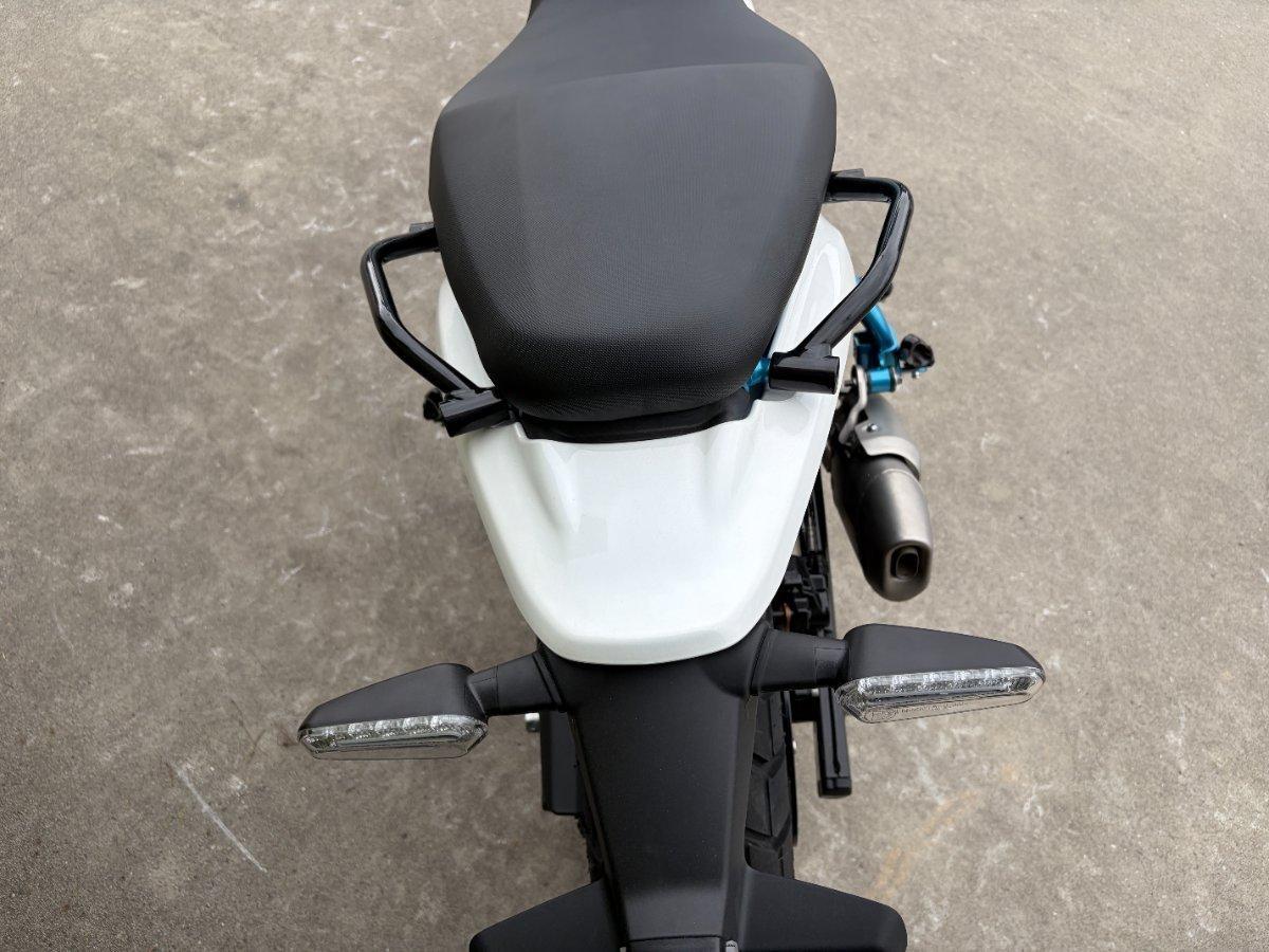 2026 ROYAL ENFIELD GUERILLA 450 ROAD