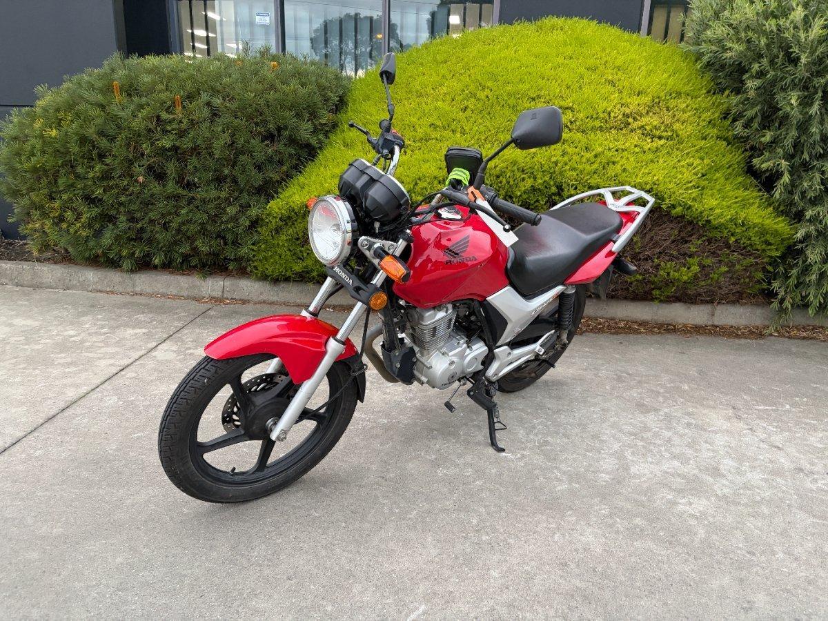 2018 HONDA CB125E ROAD