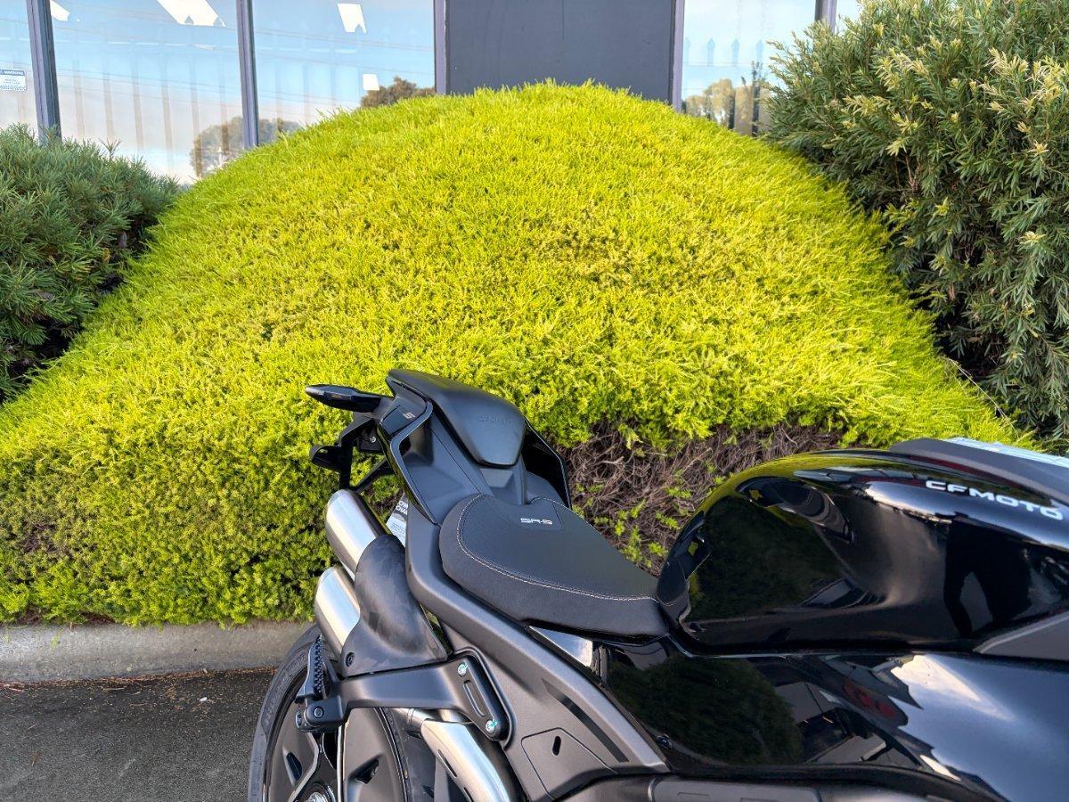 2026 CF MOTO 750 SR S ROAD