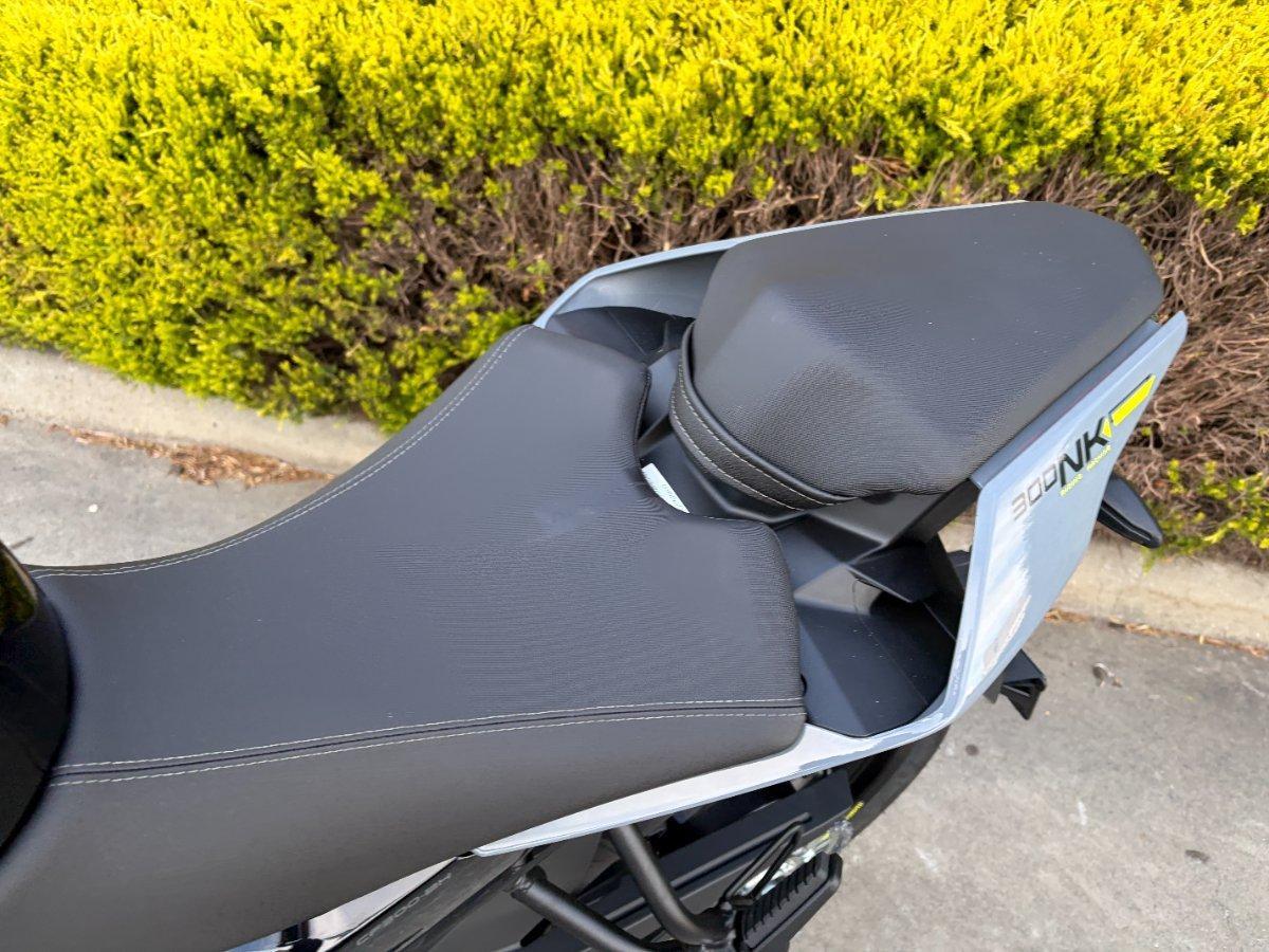 2026 CF MOTO 300 NK ABS ROAD