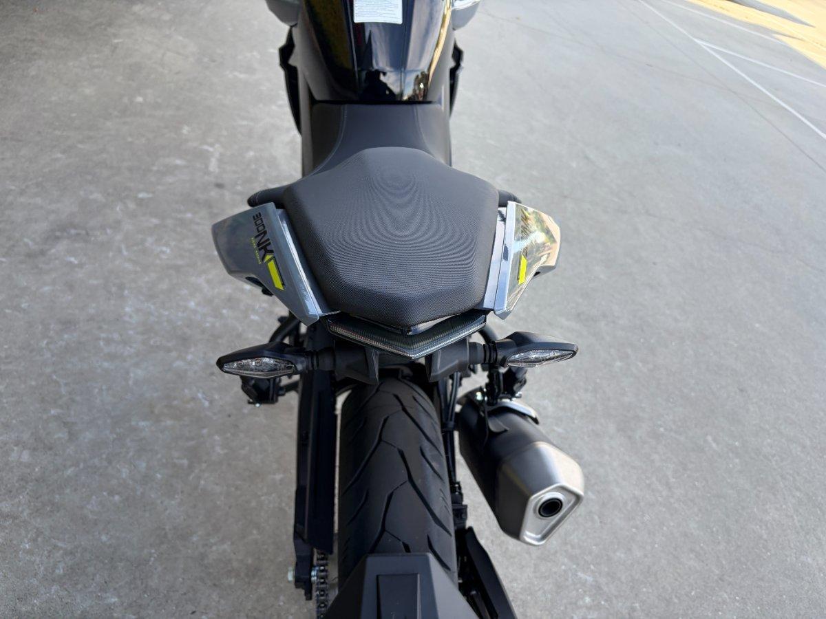 2026 CF MOTO 300 NK ABS ROAD