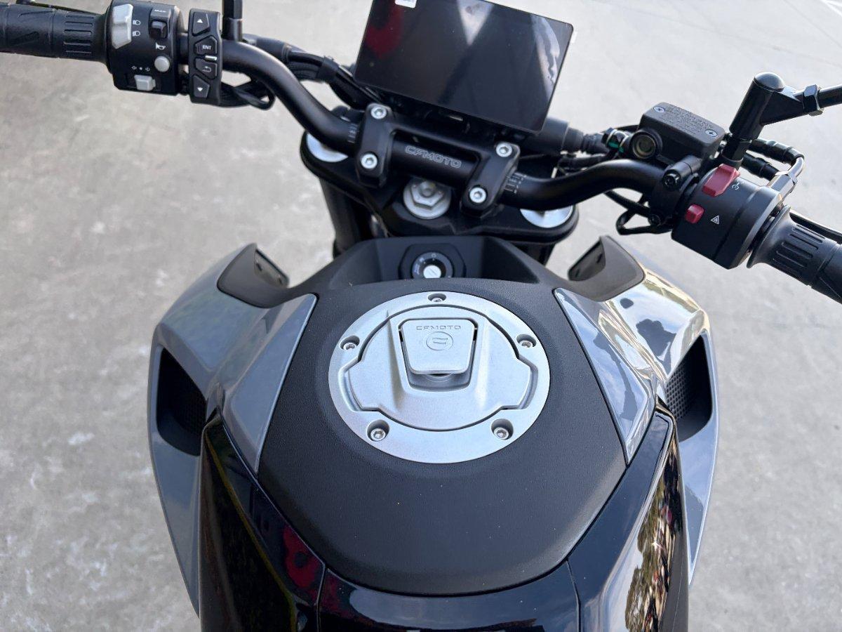 2026 CF MOTO 300 NK ABS ROAD