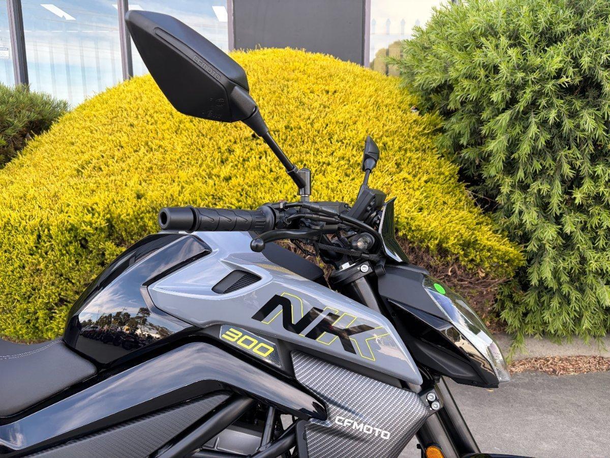 2026 CF MOTO 300 NK ABS ROAD