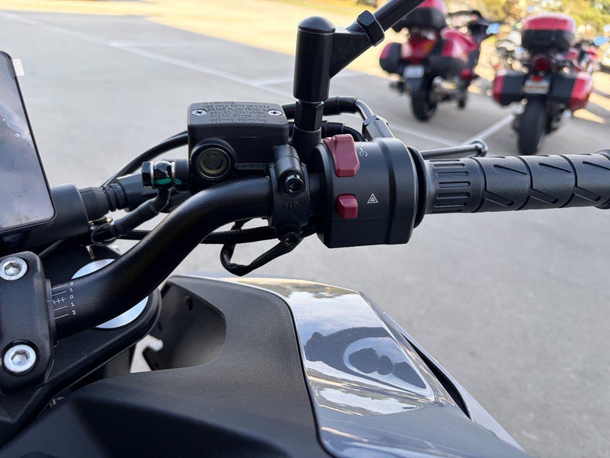 2026 CF MOTO 300 NK ABS ROAD