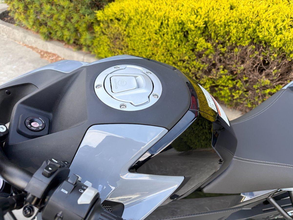 2026 CF MOTO 300 NK ABS ROAD
