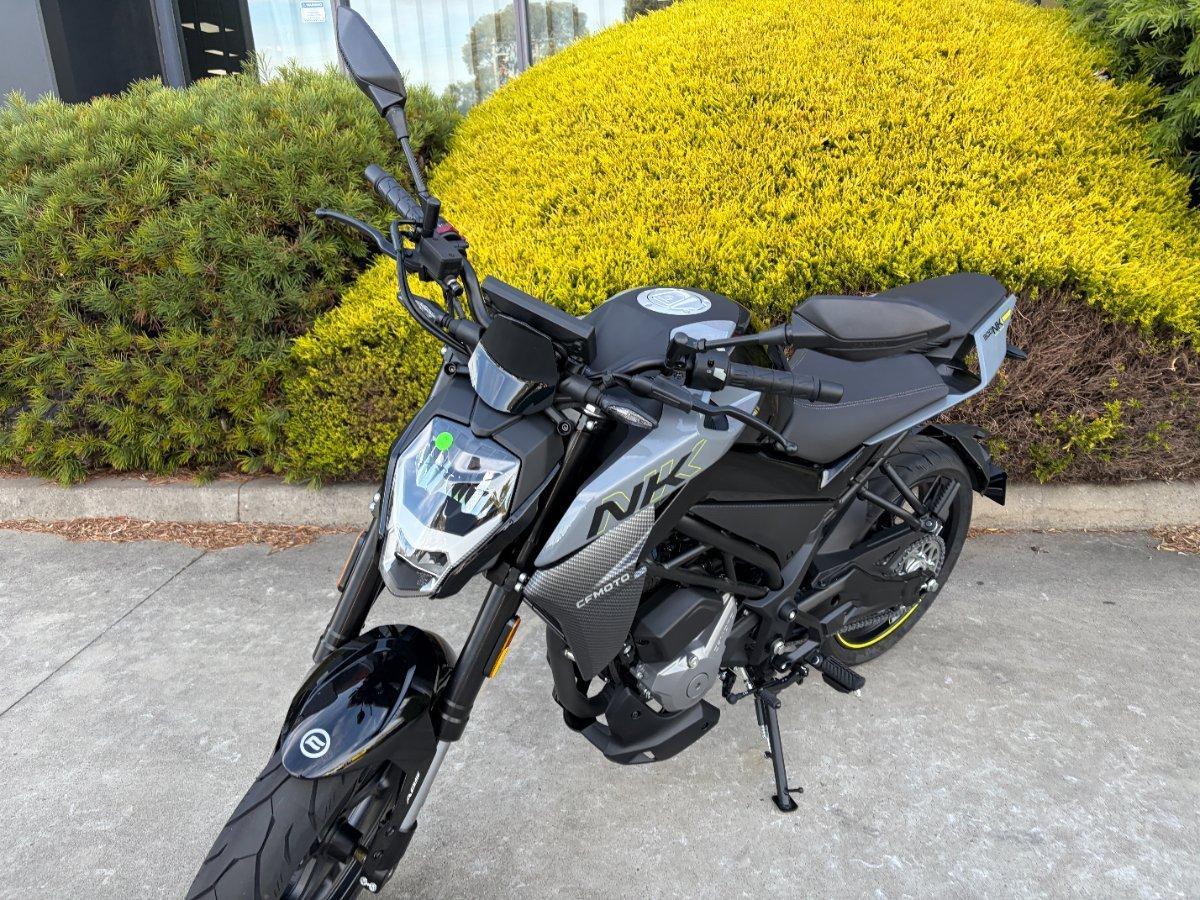 2026 CF MOTO 300 NK ABS ROAD