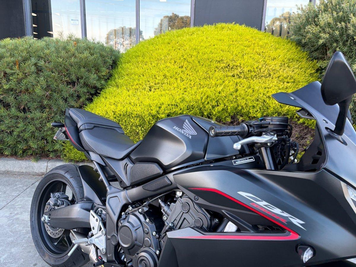2025 HONDA CBR650R ABS SPORTS