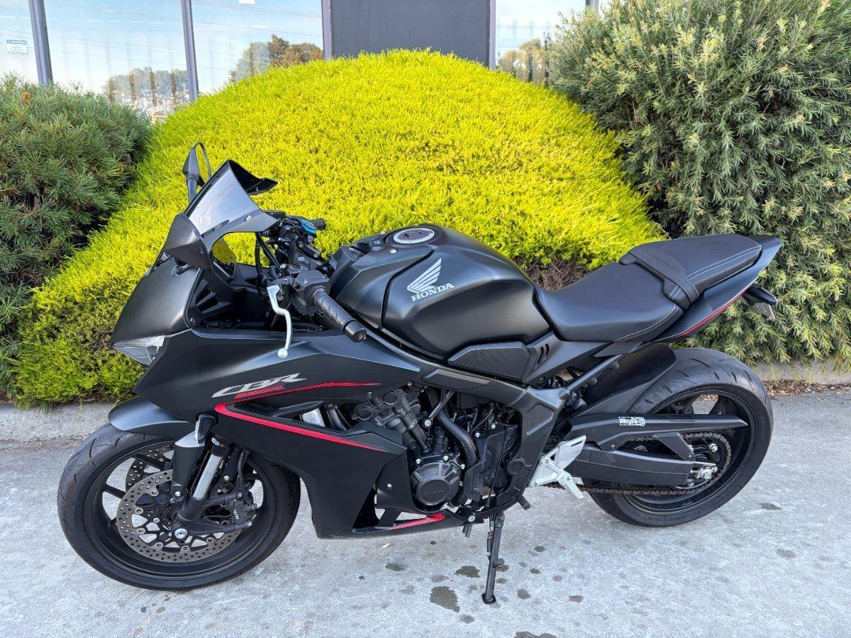 2025 HONDA CBR650R ABS SPORTS