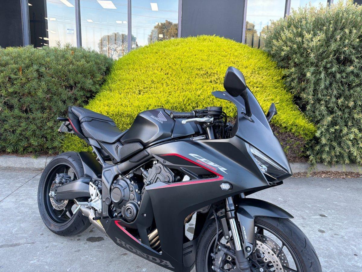 2025 HONDA CBR650R ABS SPORTS