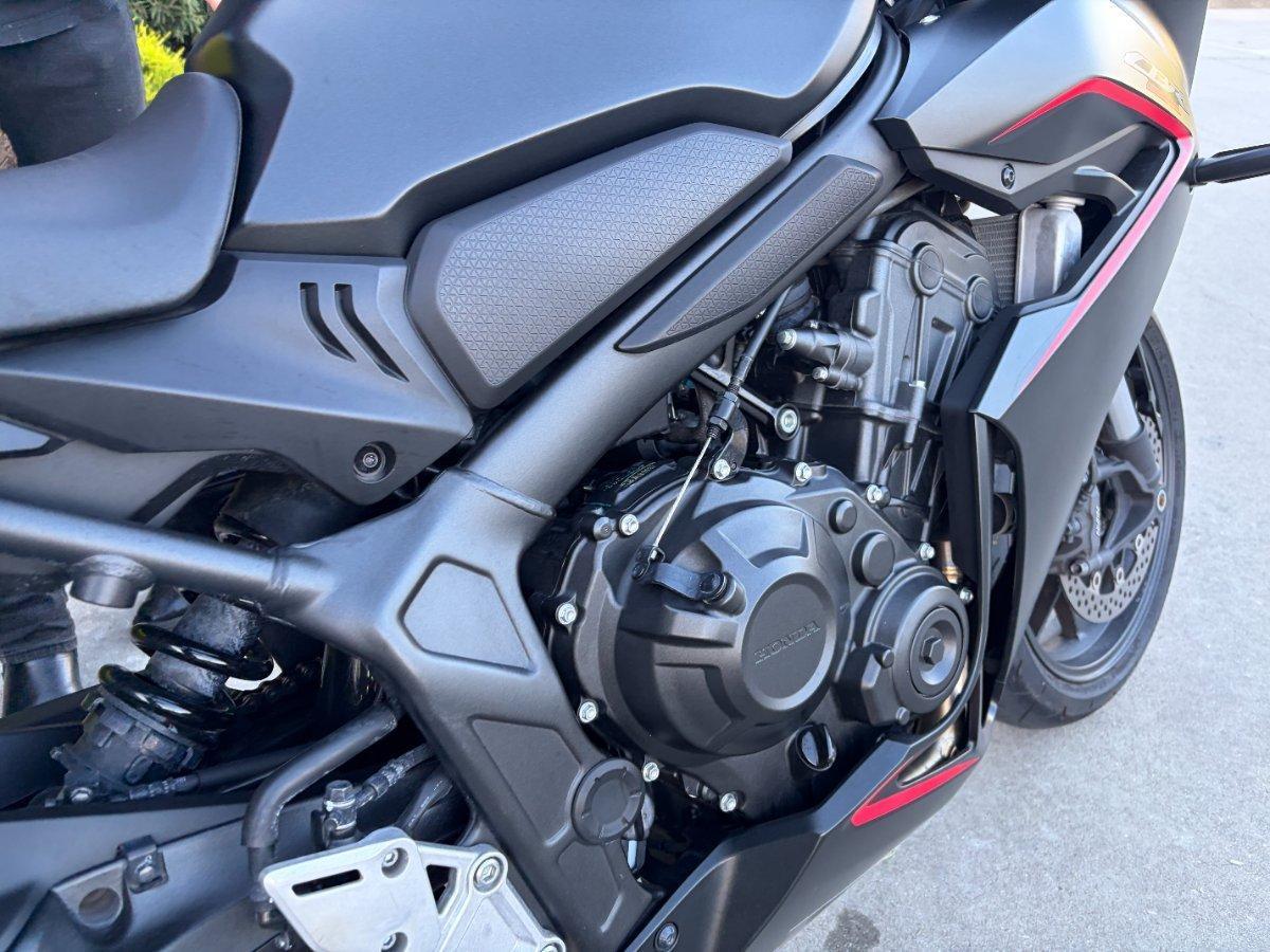 2025 HONDA CBR650R ABS SPORTS