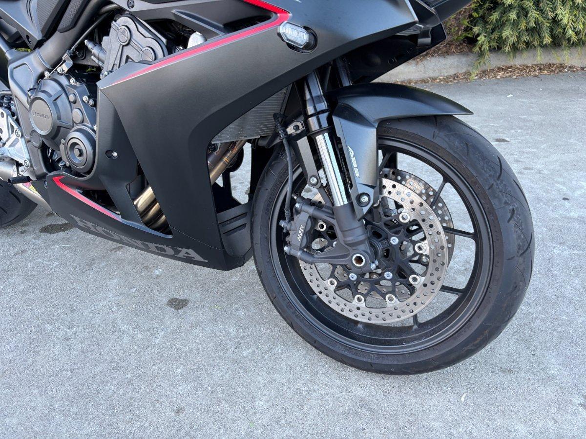 2025 HONDA CBR650R ABS SPORTS