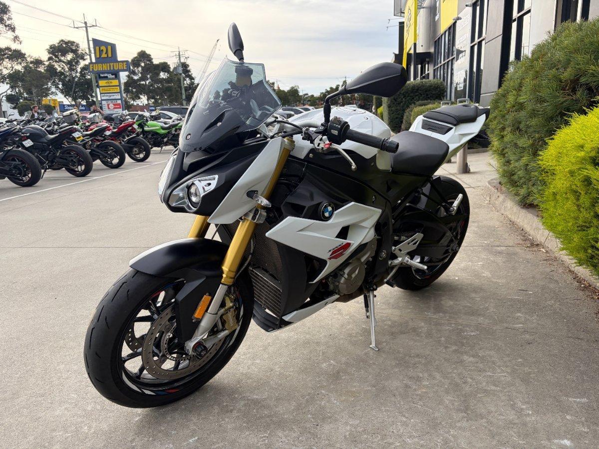 2016 BMW S 1000 R SPORTS