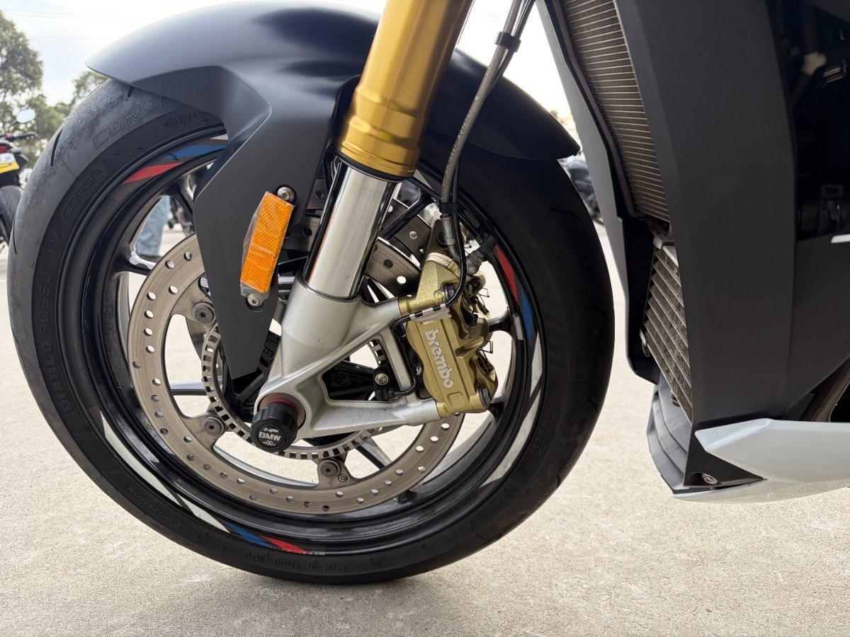 2016 BMW S 1000 R SPORTS